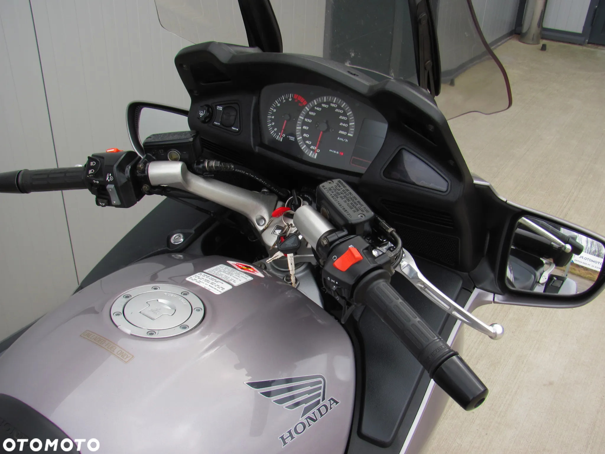 Honda ST - 8