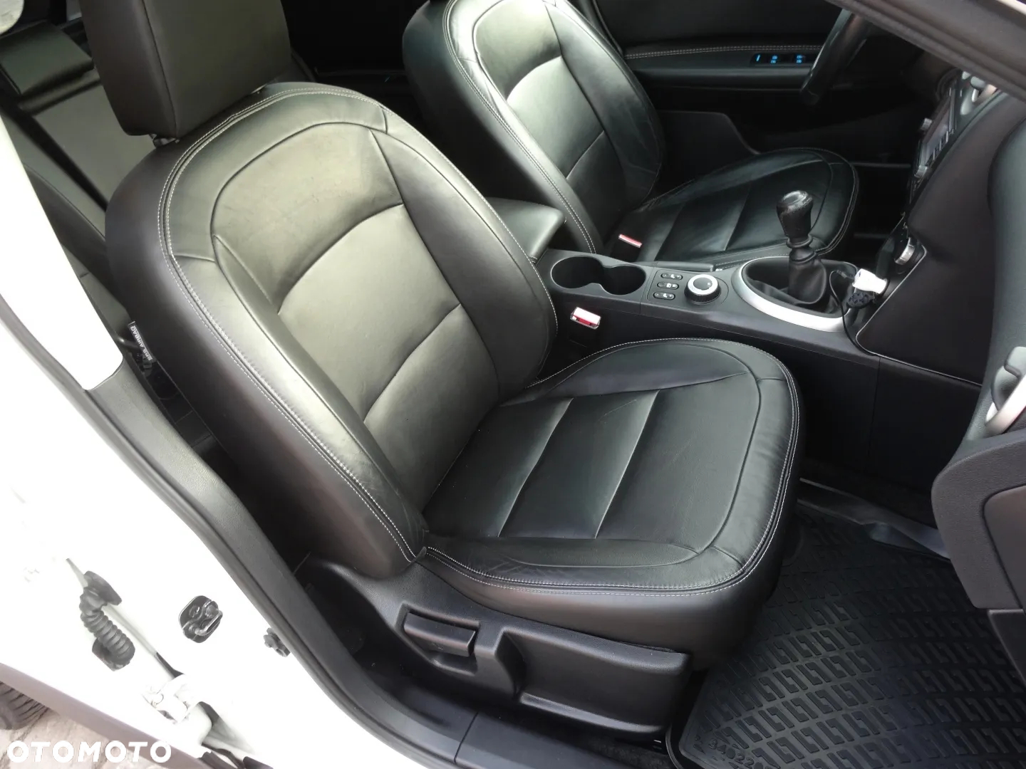 Nissan Qashqai 1.6 DCi 4x4 Tekna - 26