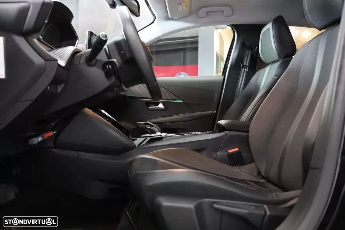 Peugeot e-208 50 kWh Allure - 6