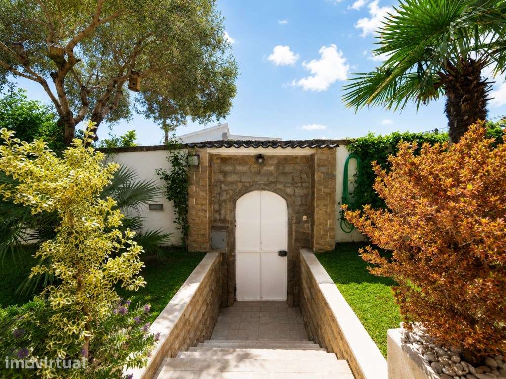 Moradia isolada T4+ 1 c/ piscina | Cascais - Grande imagem: 3/44