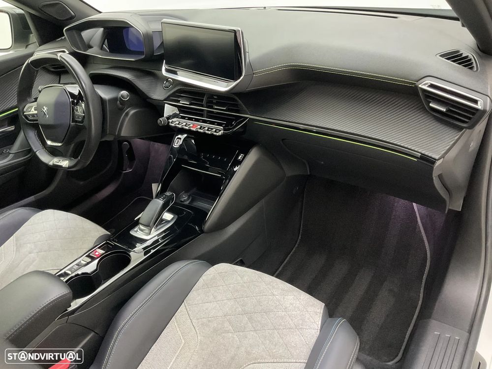 Peugeot e-2008 50 kWh GT Pack - 14