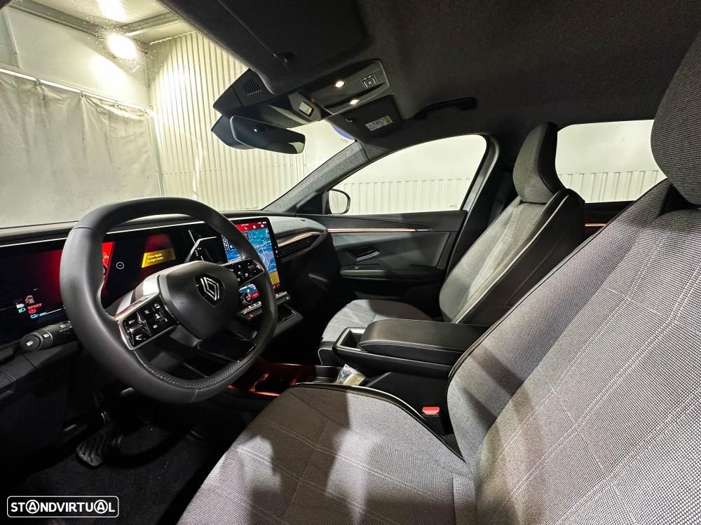 Renault Scénic E-Tech 220 Long Range Techno - 9