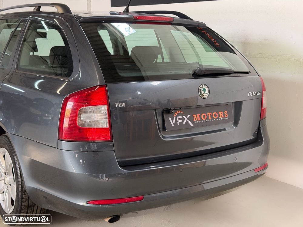 Skoda Octavia Break 1.6 TDi Elegance - 19