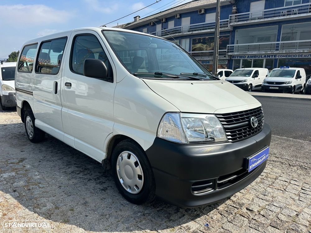 Toyota HiAce 2.5 D-4D Curto 2.8T AC - 7