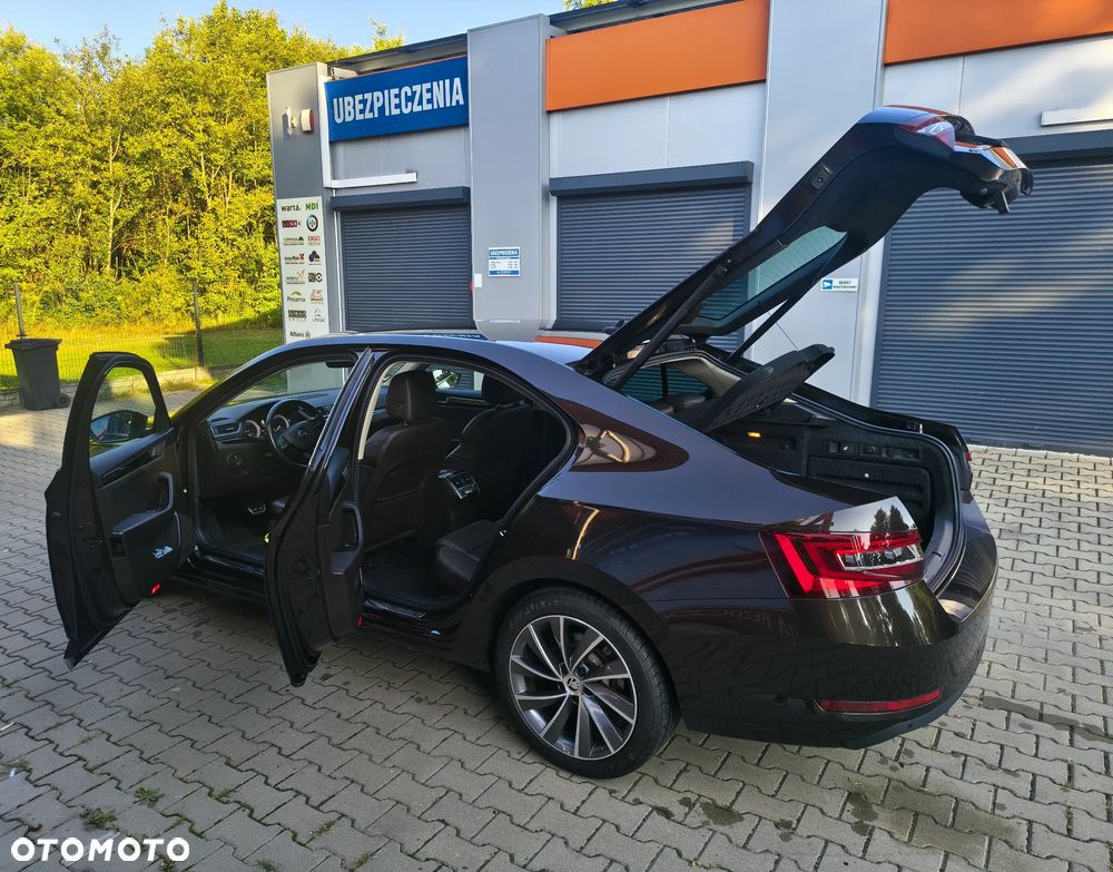 Skoda Superb 2.0 TDI L&K DSG - 5