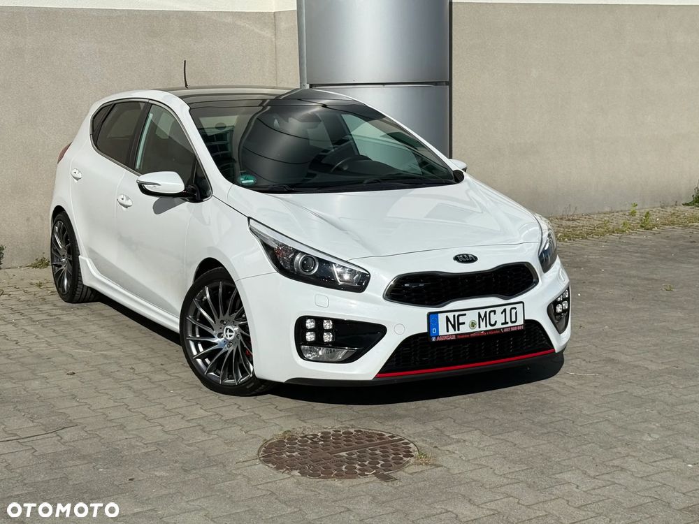 Kia Ceed 1.6 T-GDI GT-Track - 4