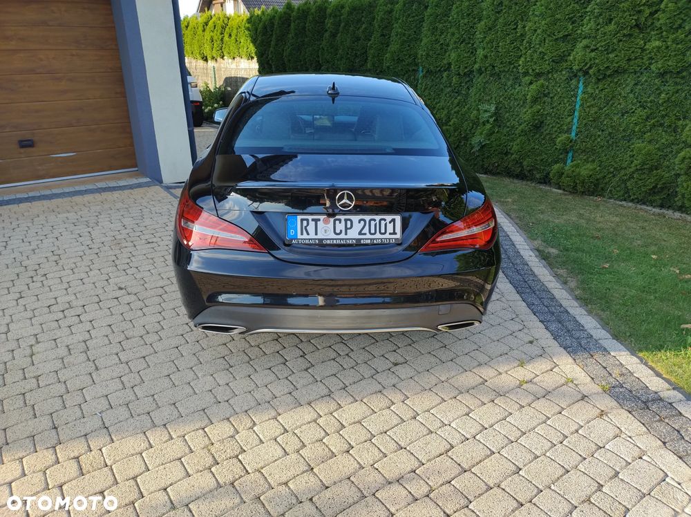Mercedes-Benz CLA 200 UrbanStyle Edition - 12