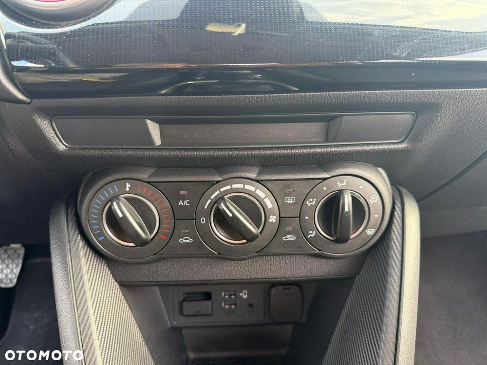 Mazda 2 SKYACTIV-G 75 Exclusive-Line - 27