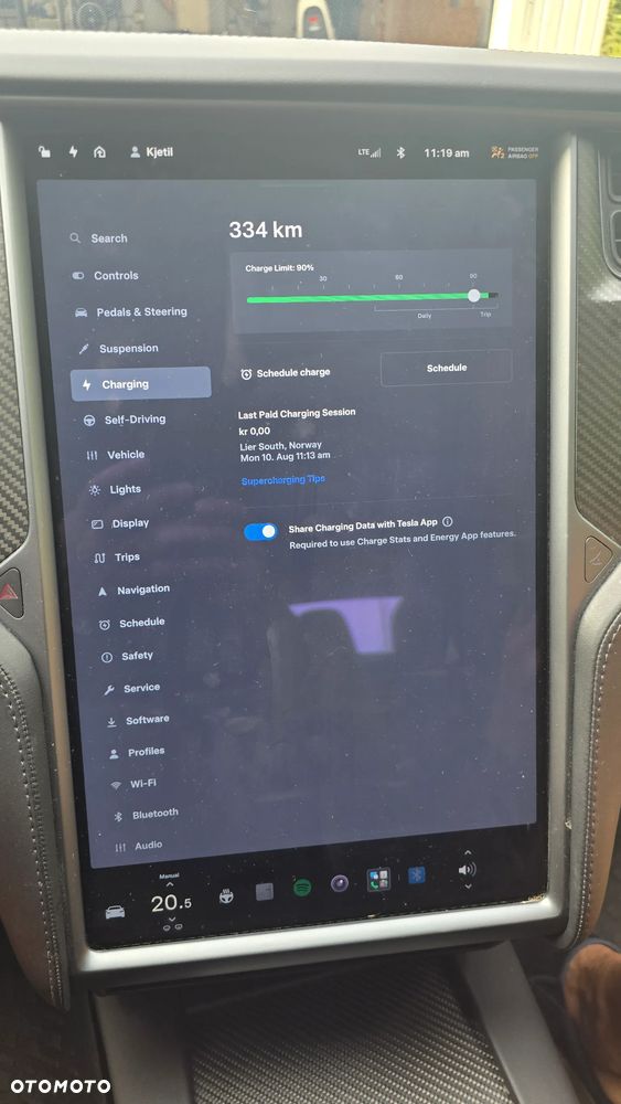Tesla Model S - 19