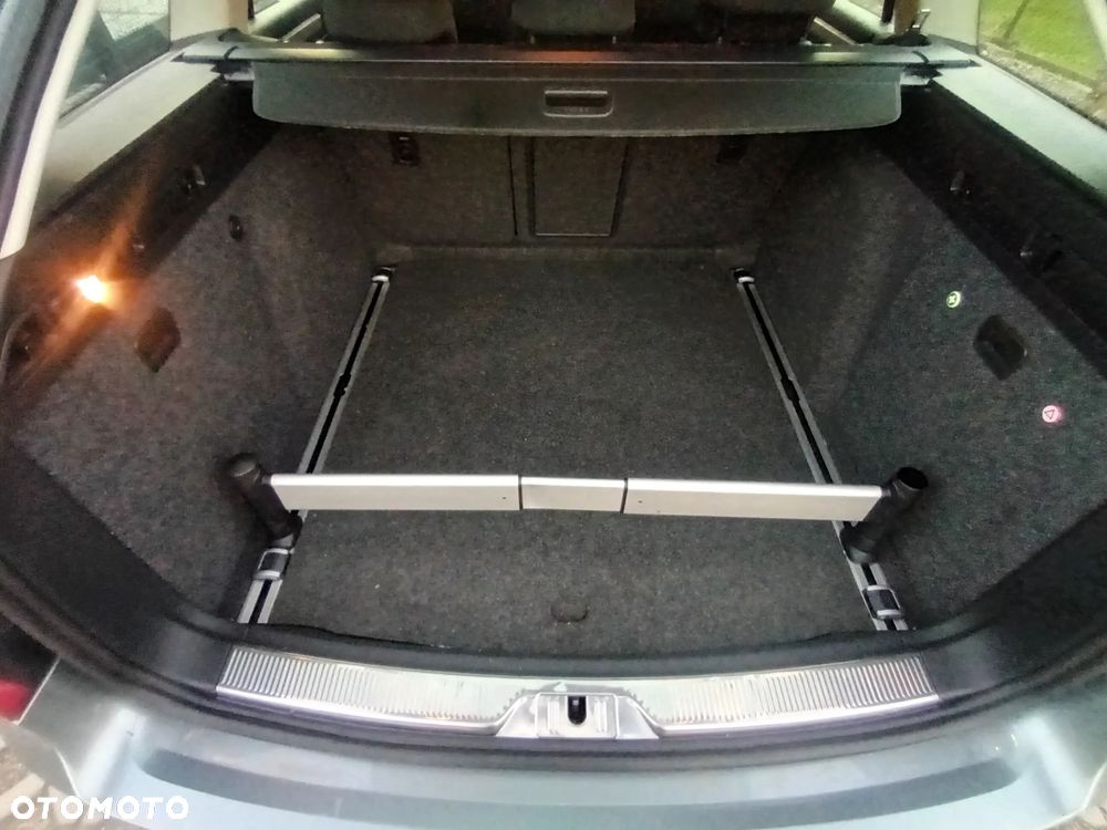 Skoda Superb 2.0 TDI DSG Ambition - 19