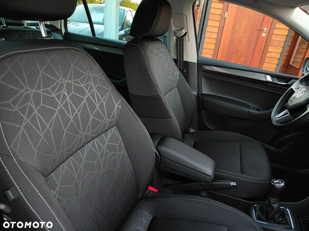 Skoda RAPID 1.0 TSI Clever - 19