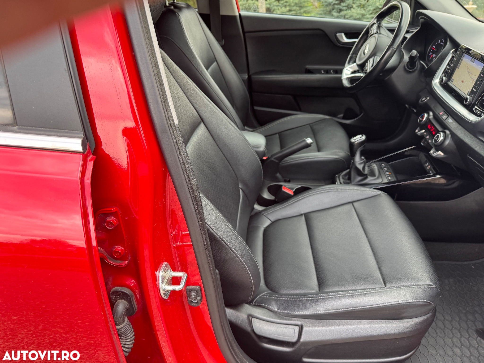 Kia Stonic 1.6 CRDi Platinum Edition - 26