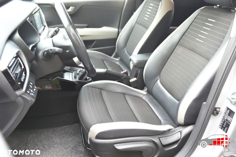 Kia Stonic - 18