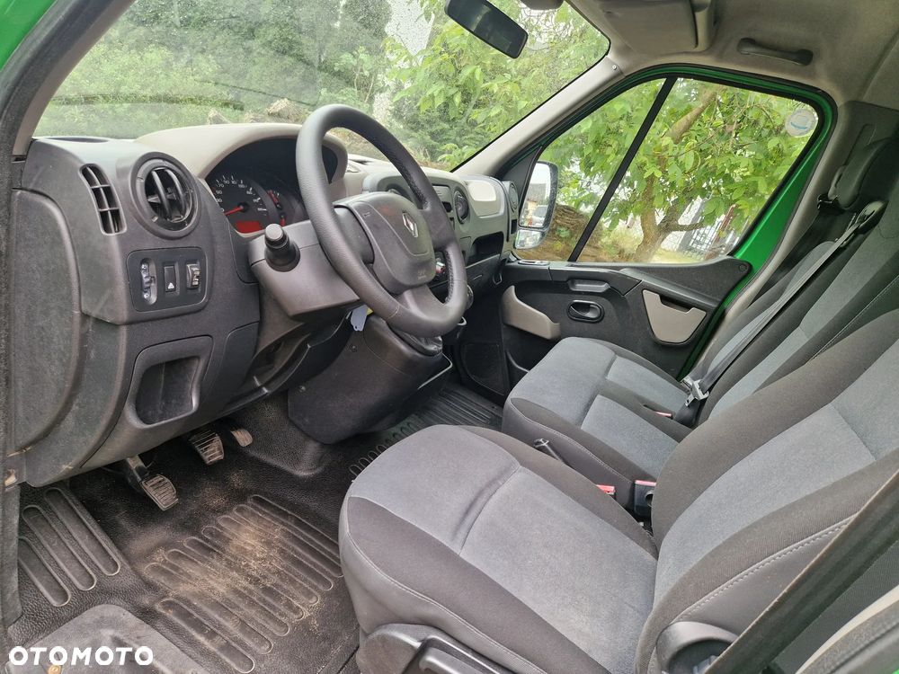 Renault Master - 32