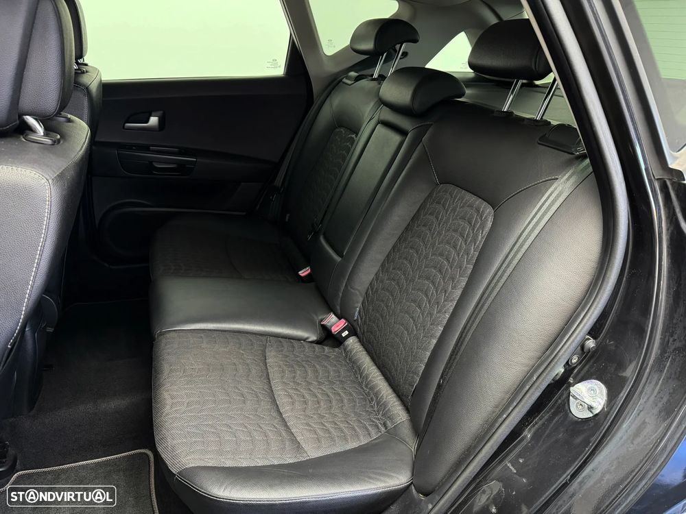 Kia Ceed SW 1.6 CRDi TX ISG - 10