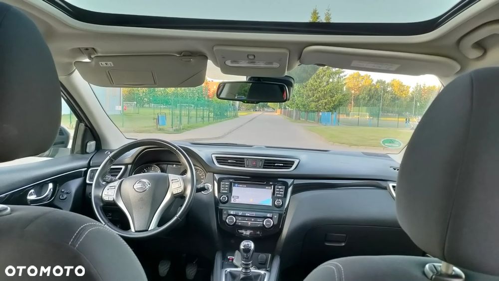 Nissan Qashqai 1.6 dCi Tekna S&S - 9