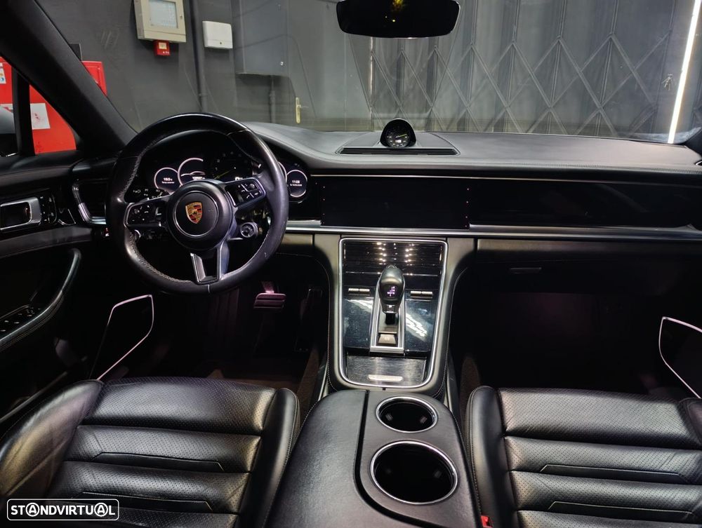 Porsche Panamera — fotografia 12