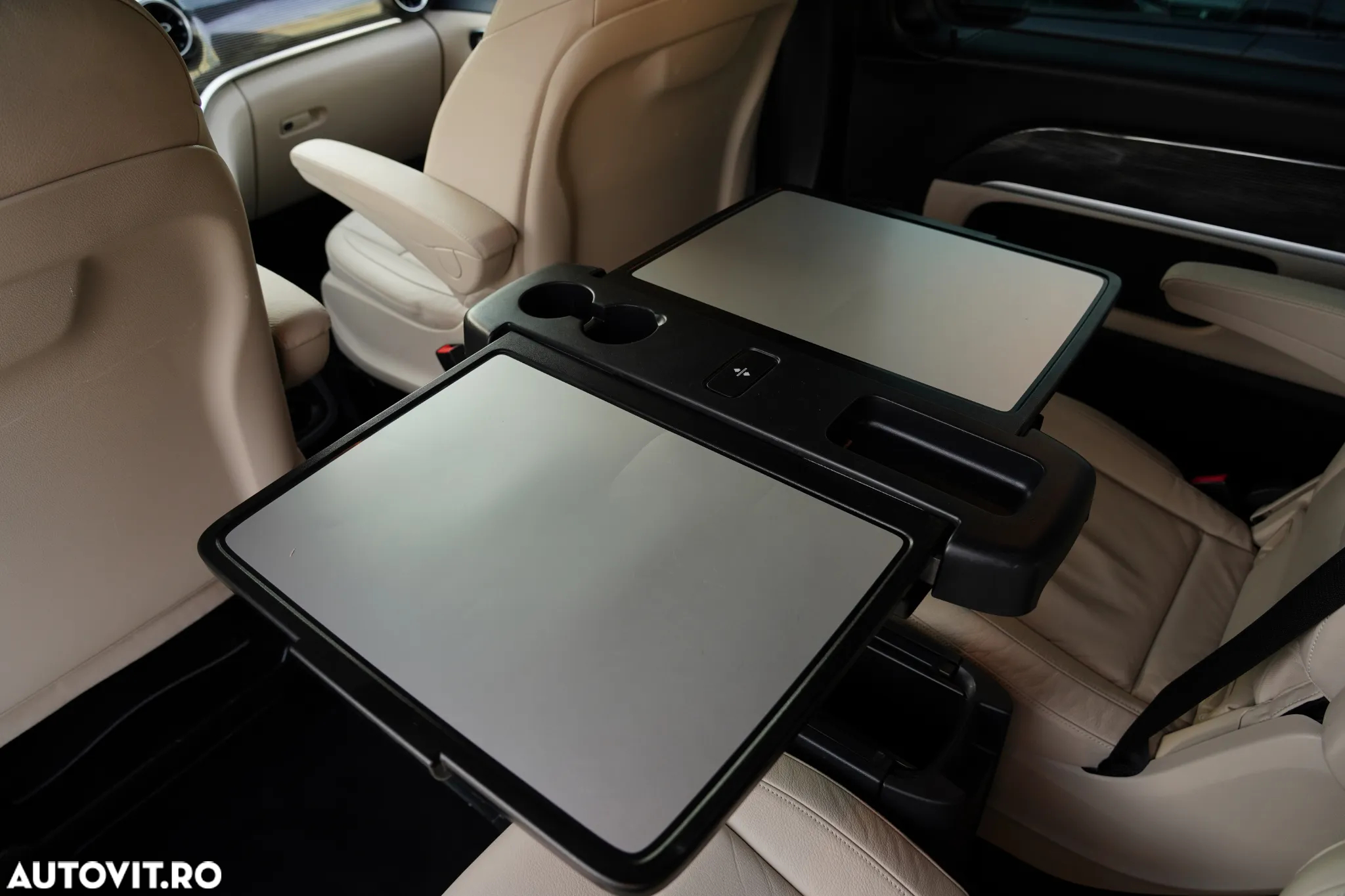 Mercedes-Benz V 250 d extralang 4Matic 9G-TRONIC Avantgarde Edition 2023 - 34