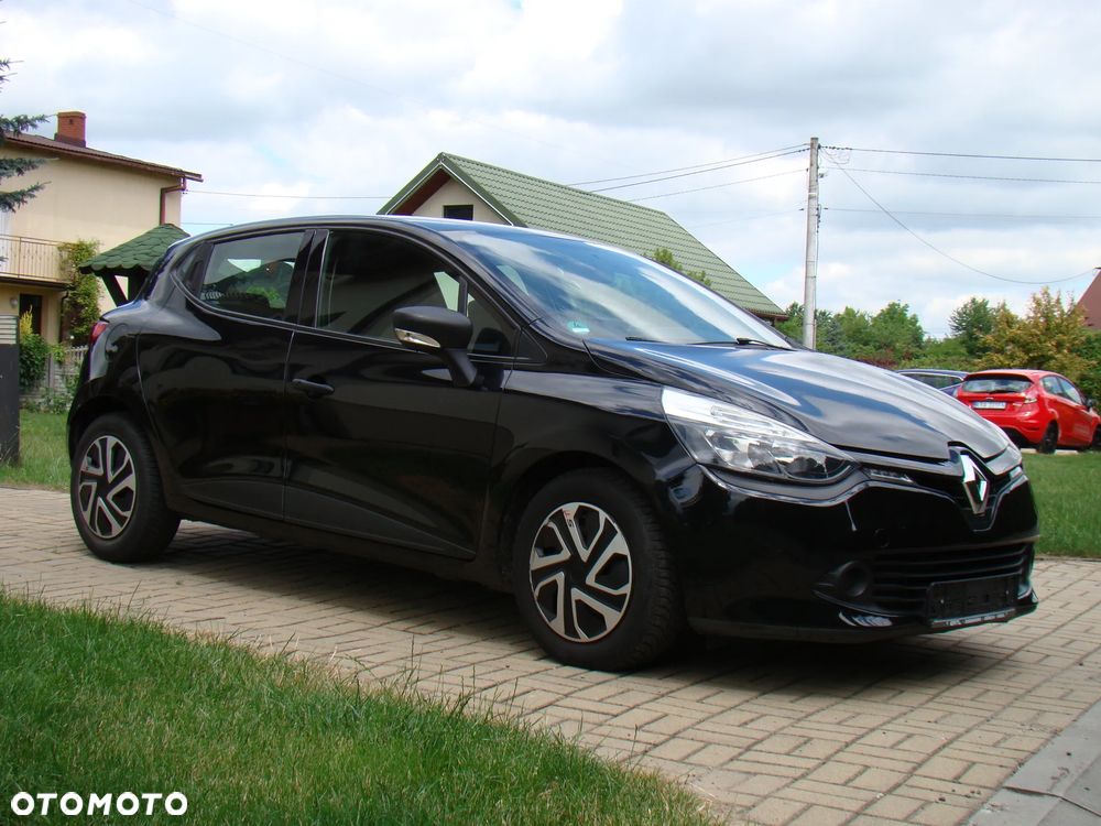 Renault Clio 1.2 16V 75 Life - 3