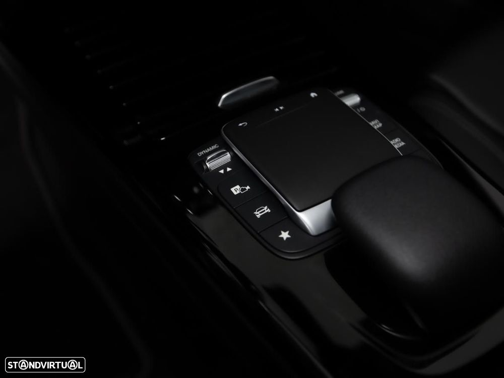 Mercedes-Benz A 250 e Style Plus - 22