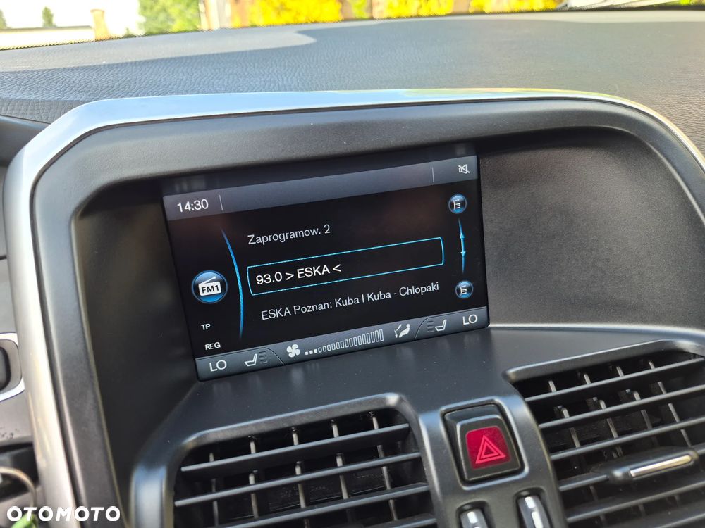 Volvo XC 60 - 25