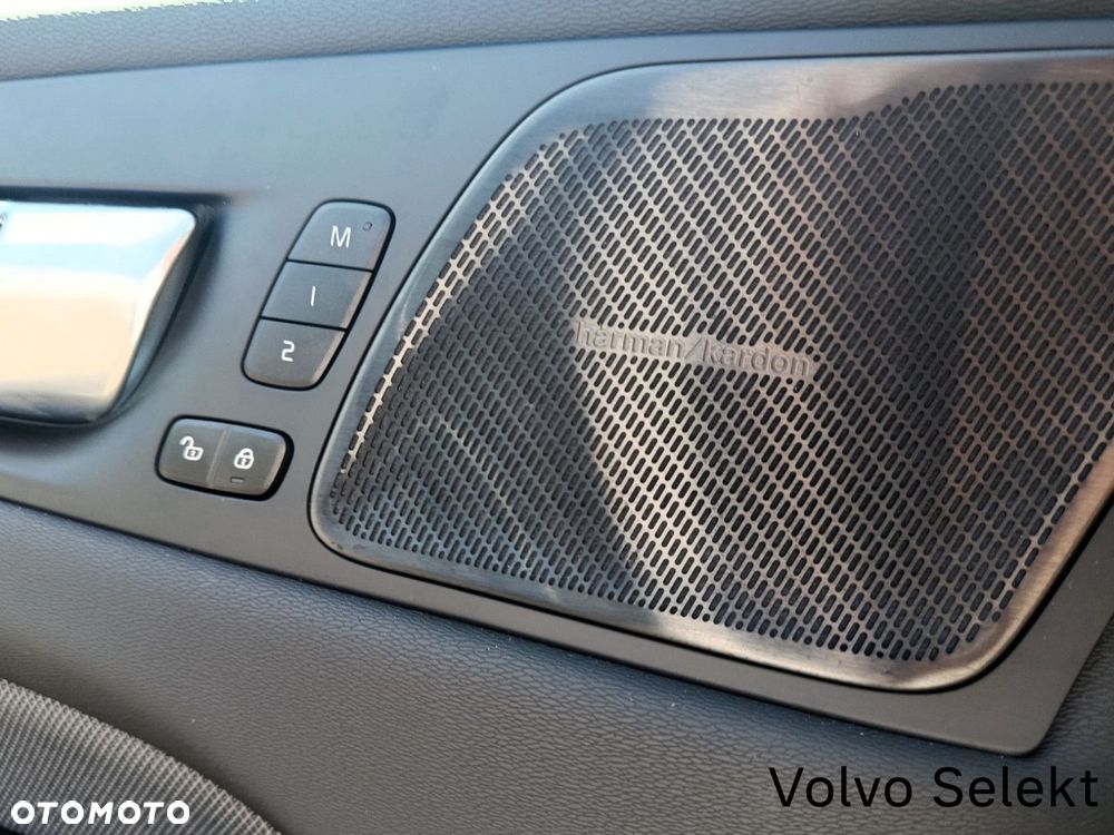 Volvo XC 60 - 24