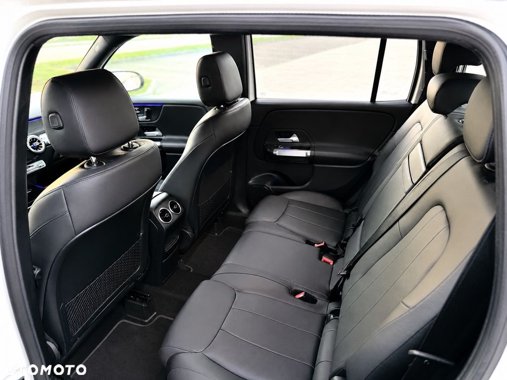 Mercedes-Benz GLB 250 4-Matic 8G-DCT - 21