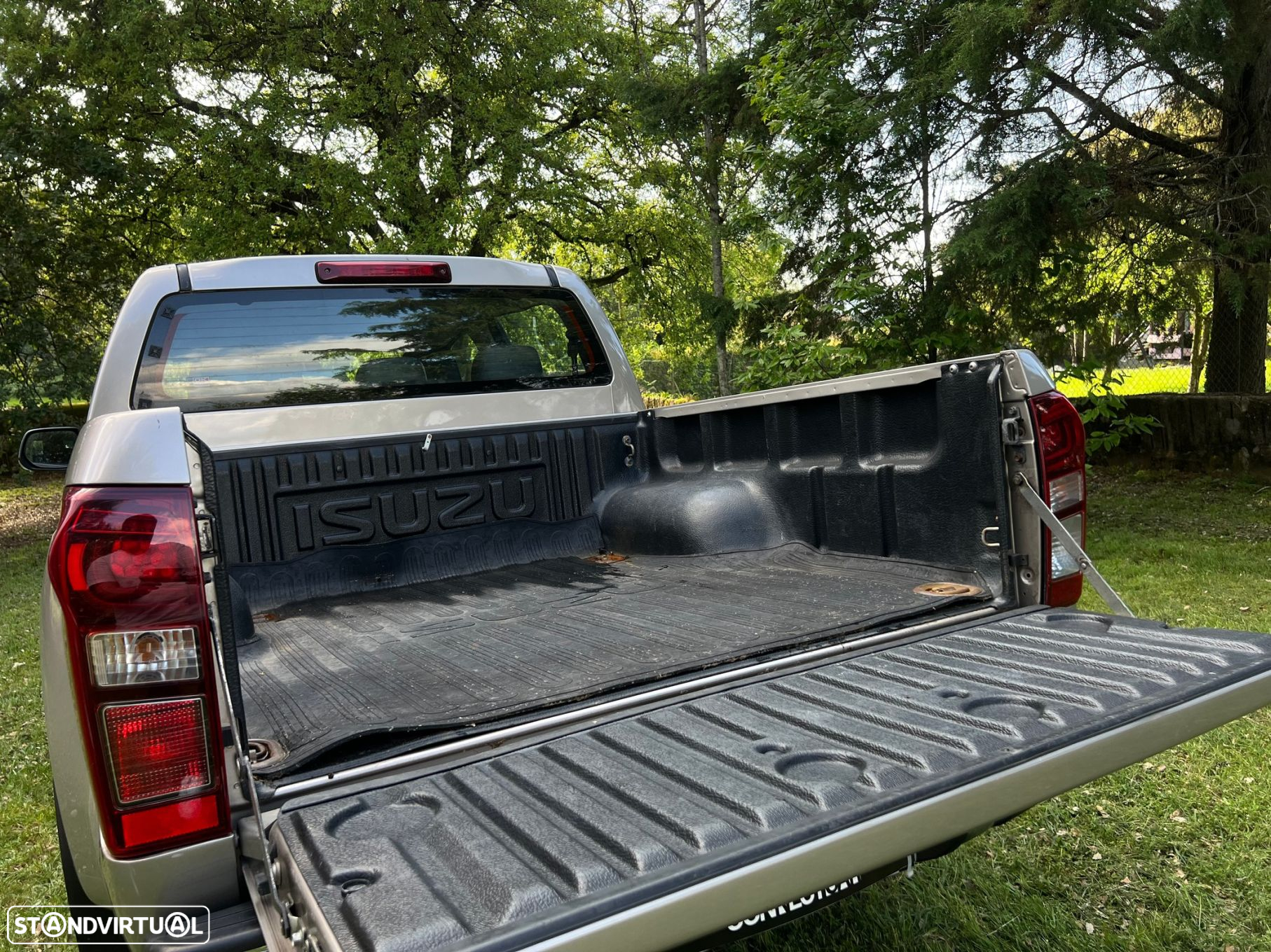 Isuzu D-Max 2.5 DTi CD 4WD LS - 43