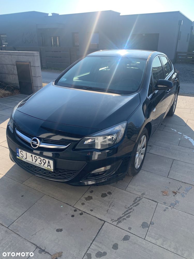 Opel Astra 1.4 T Active - 2