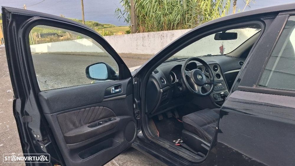 Alfa Romeo 159 1.9 JTDm 16V - 2