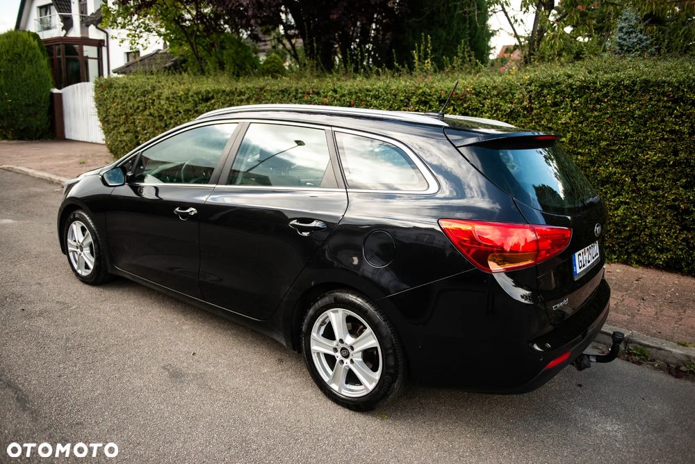 Kia Ceed 1.6 GDI Platinum Edition - 12