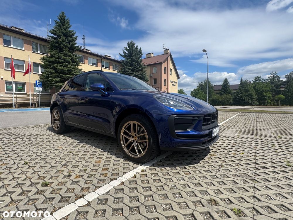 Porsche Macan Standard - 2