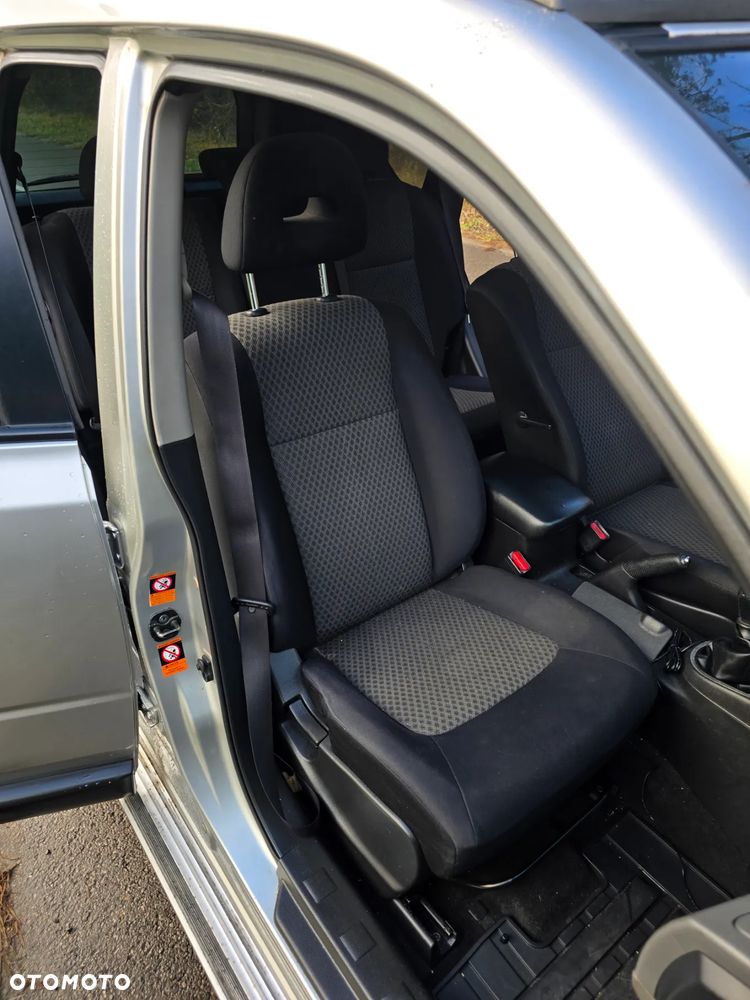 Nissan X-Trail 2.0 dCi 4x4 DPF Platinum - 19