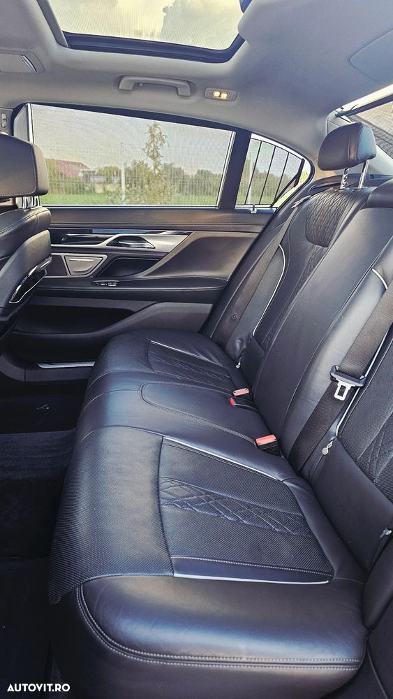 BMW Seria 7 740Le xDrive iPerformance - 16