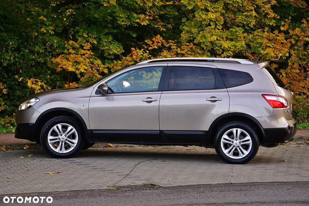 Nissan Qashqai+2 2.0 Tekna Premium - 24