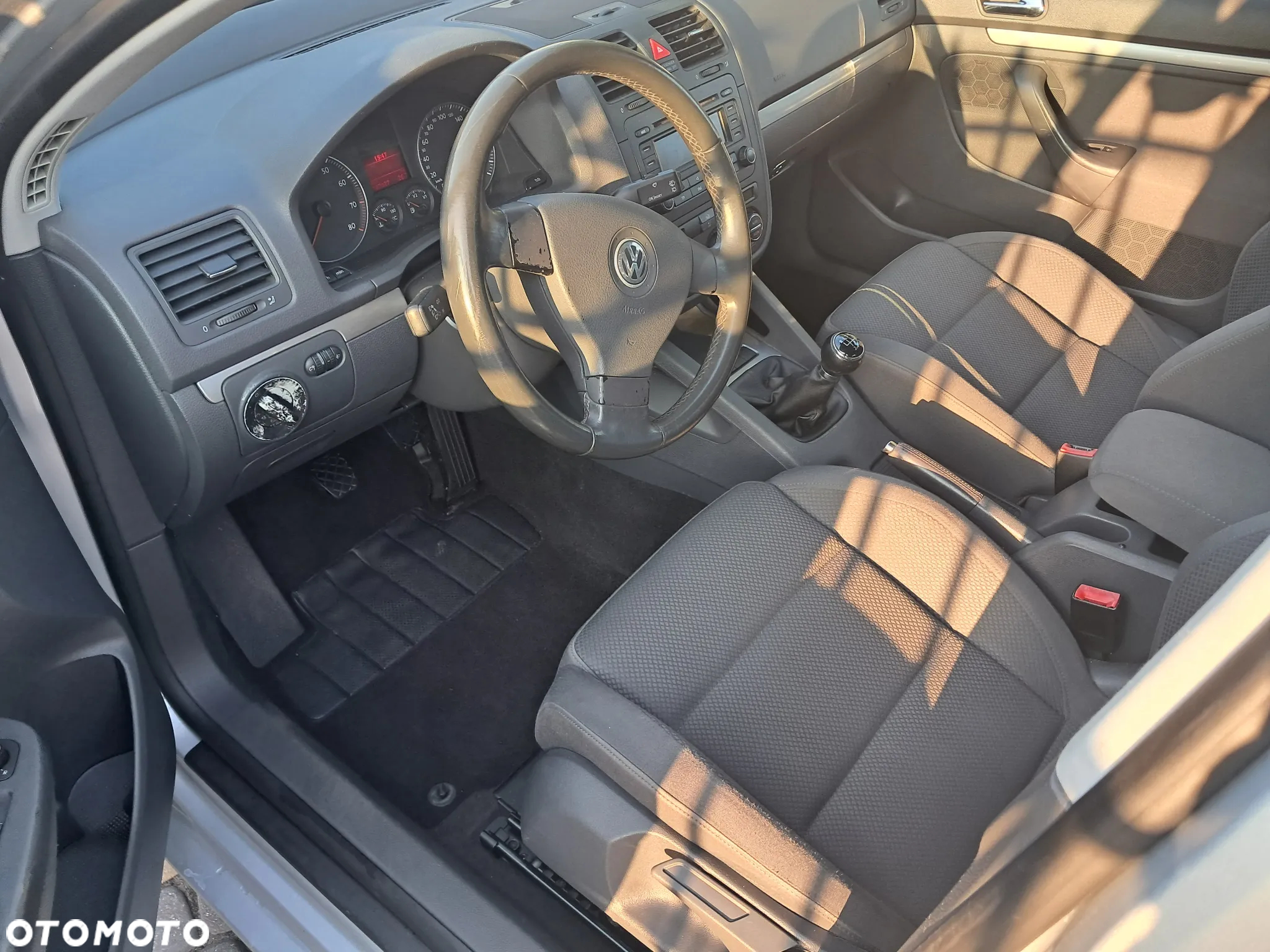 Volkswagen Golf 2.0 FSI Comfortline - 7