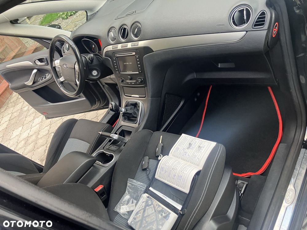 Ford S-Max - 6