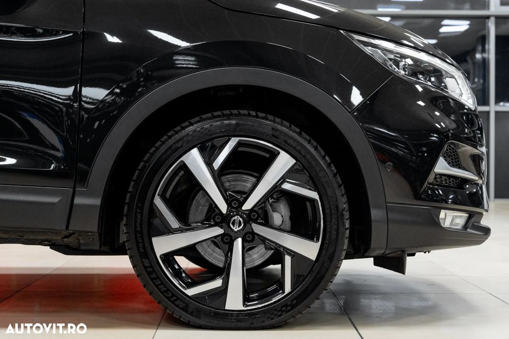 Nissan Qashqai 1.7 dCi Xtronic ALL-MODE 4x4i TEKNA - 19