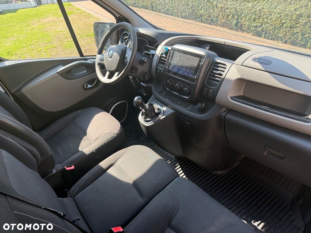 Renault Trafic - 8