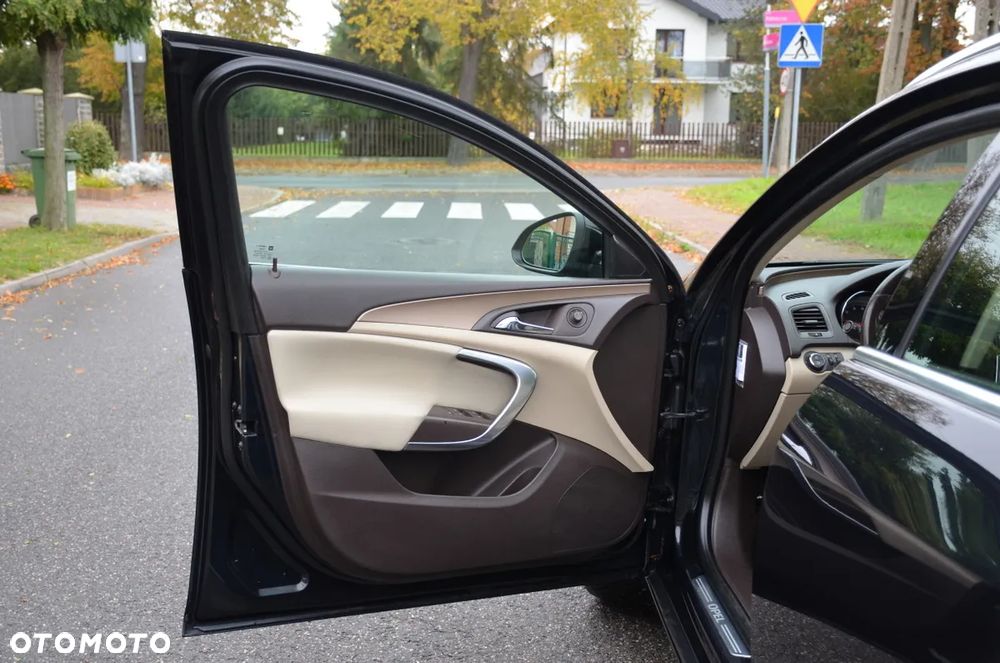 Opel Insignia - 16
