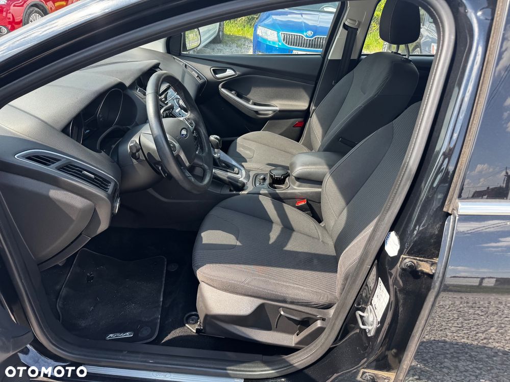 Ford Focus 1.6 EcoBoost Titanium - 28