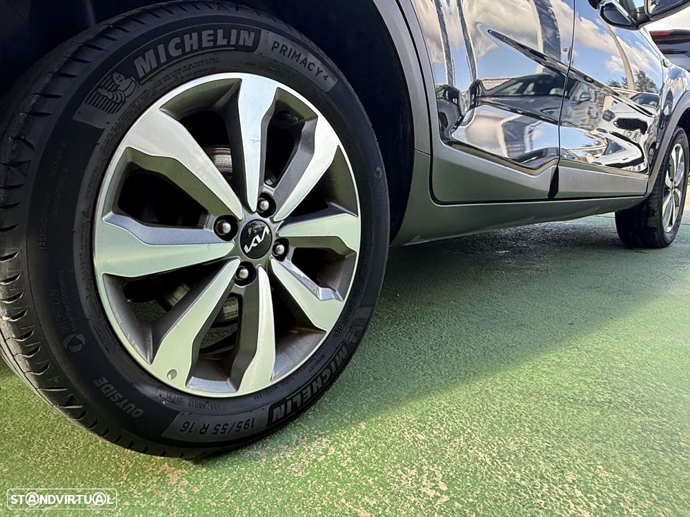 Kia Stonic 1.2 Urban - 10