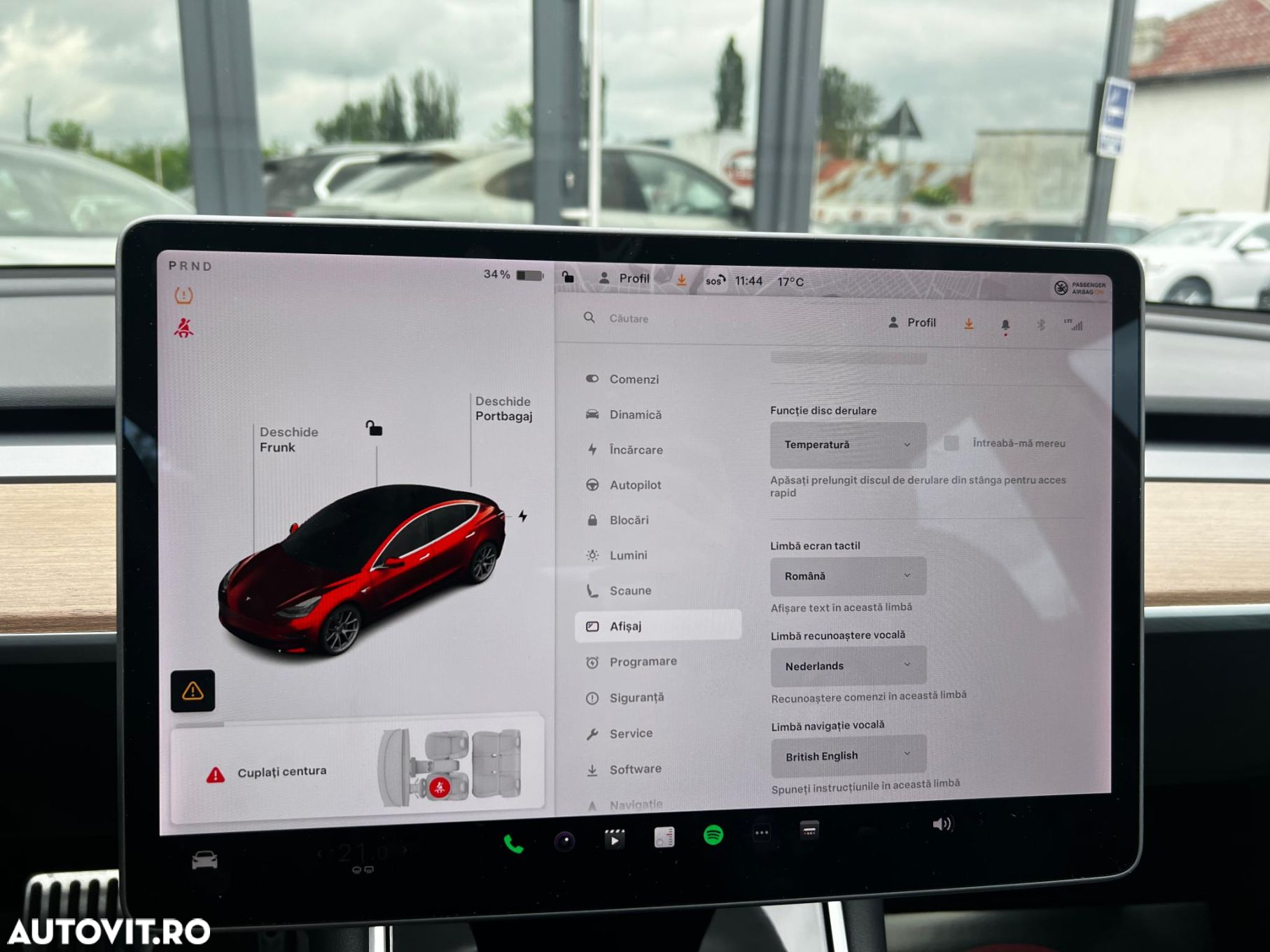 Tesla Model 3 - 25