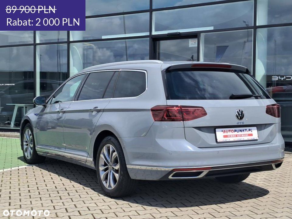 Volkswagen Passat - 3
