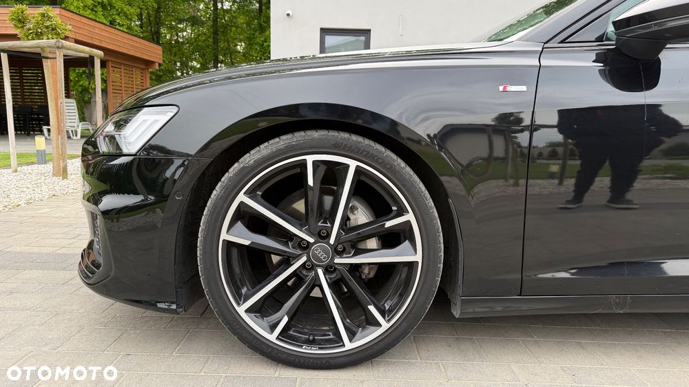 Audi A6 Avant 40 TDI quattro S tronic S line - 11