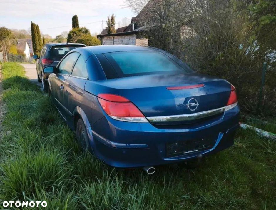 Opel Astra 1.8 Cosmo - 2
