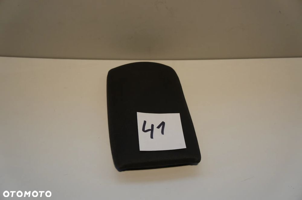 NR 41 Podłokietnik środkowy tkanina Audi A6 C6 4F0 - 1
