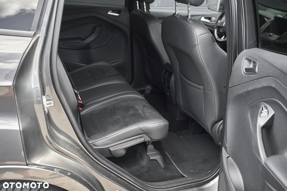 Ford Kuga - 18