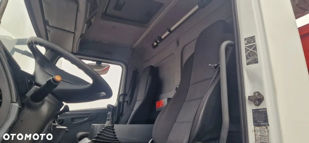 Mercedes-Benz AXOR 1829 - 17
