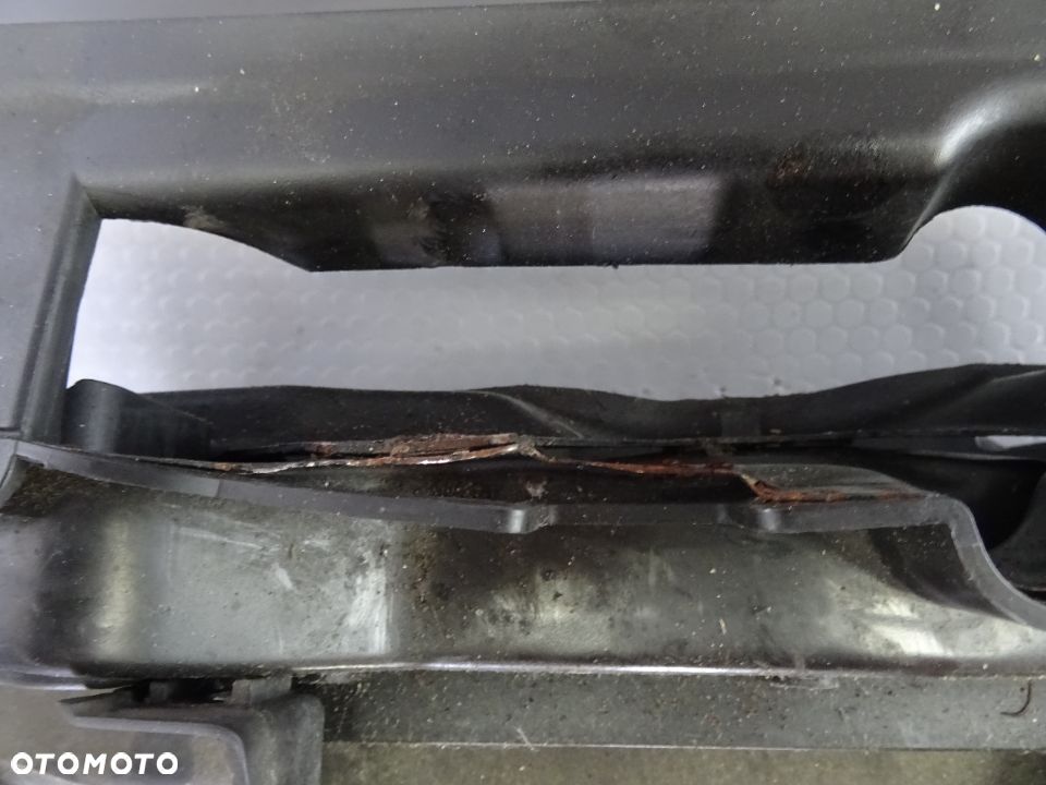 pas przedni wzmocnienie chlodnice 5.2 FSI V10 Audi A6 C6 S6 czesci - 5